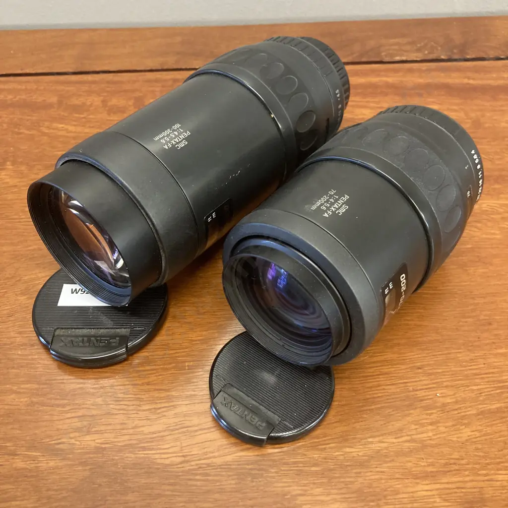 SMC Pentax-FA f/4-5.6 70-200mm & 100-300mm Power Zoom Lenses Image 1++